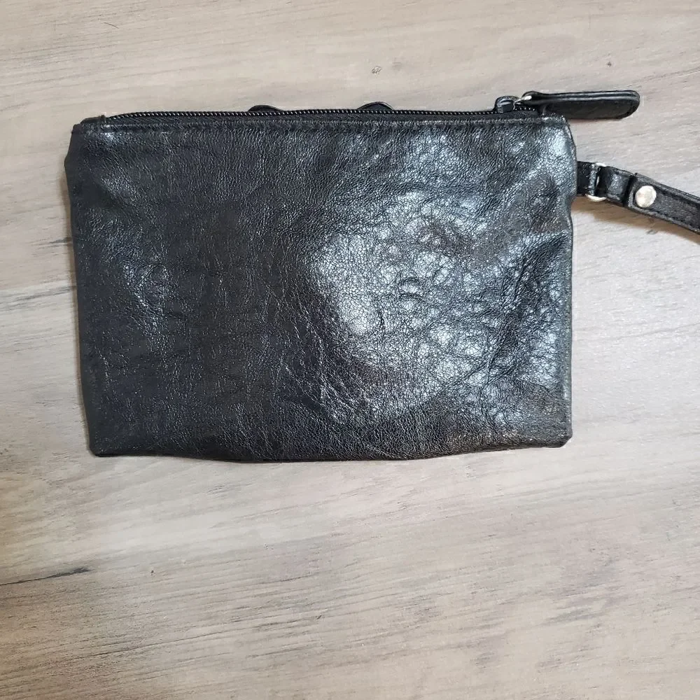 Small black wristlet